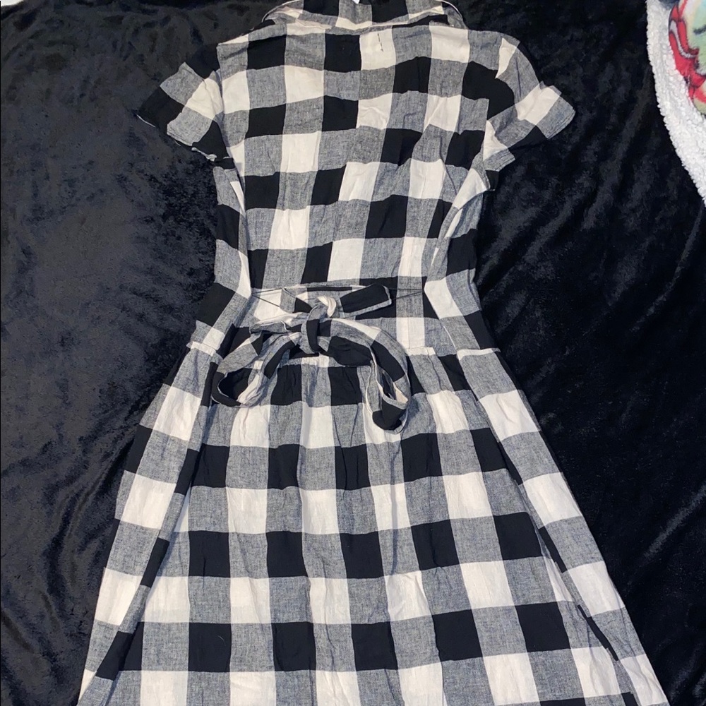 Dress - Picture 2 of 4